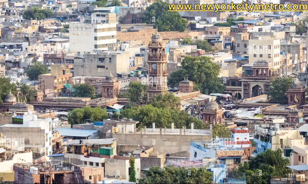 Sadar Bazar Metro Station to Sadar Bazar Market Distance