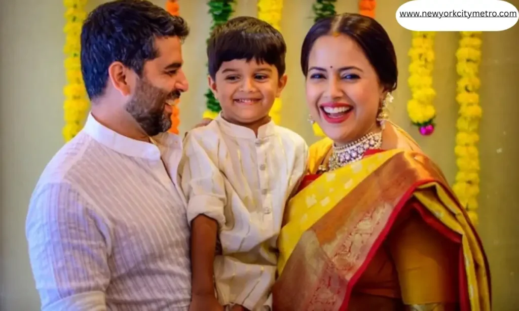 Akshai Varde Family Background